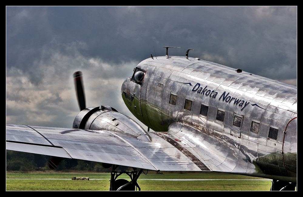 DC-3 Dakota IV