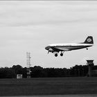 DC 3 im Landanflug