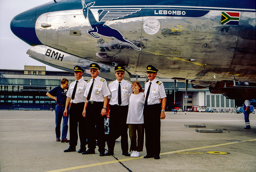 DC-4 Flight Deck Crew