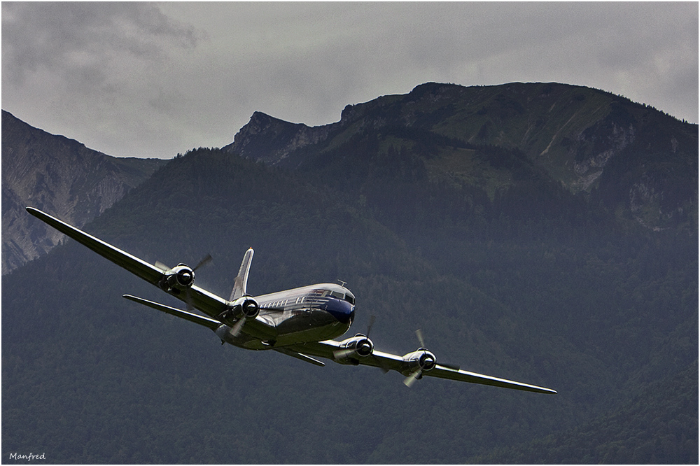 DC6 im Überflug ...