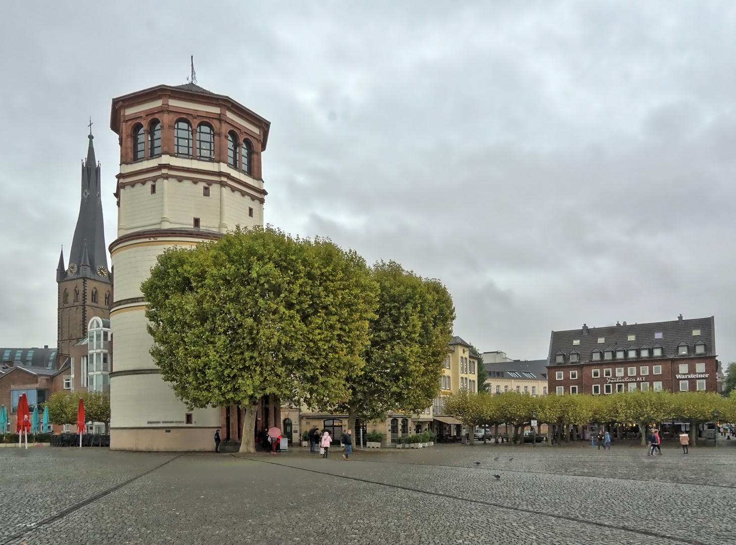 D'dorf 17. Oktober - Burgplatz