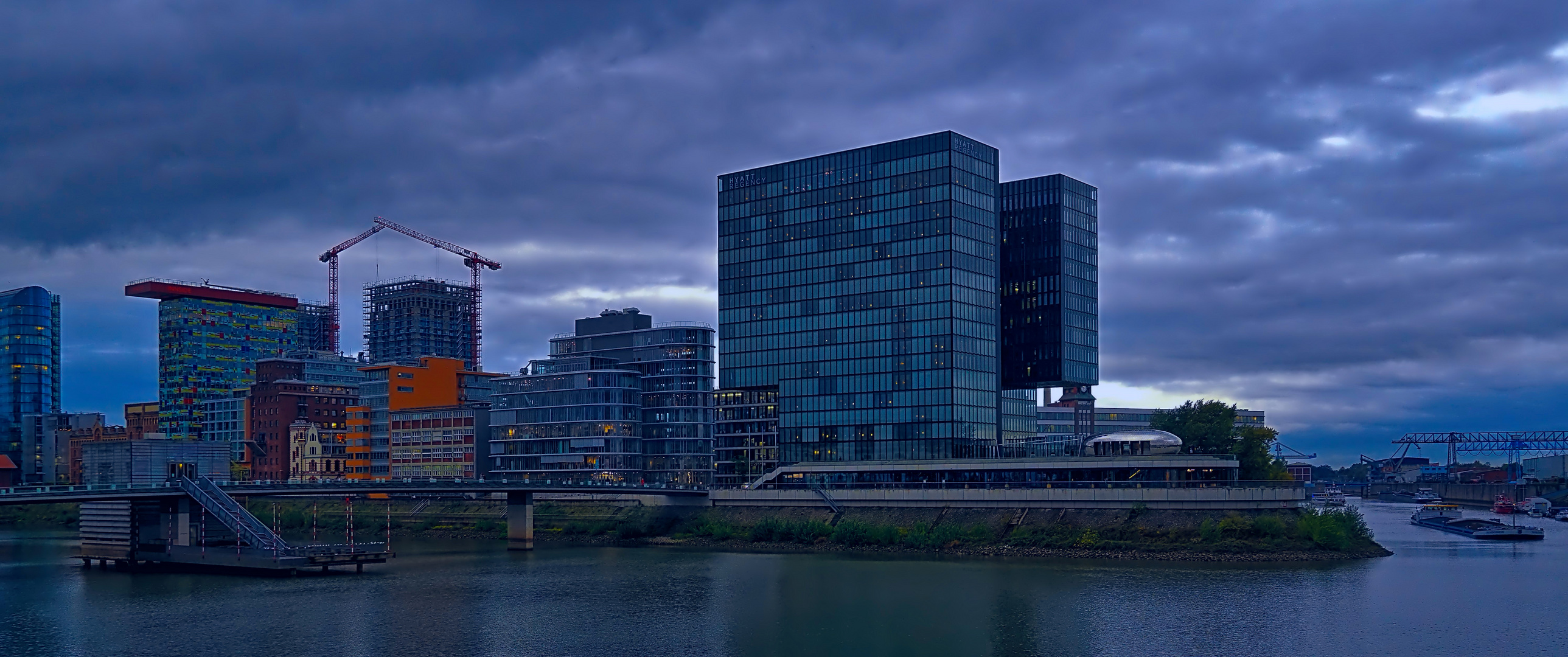 D'dorf 17.Oktober - Medienhafen