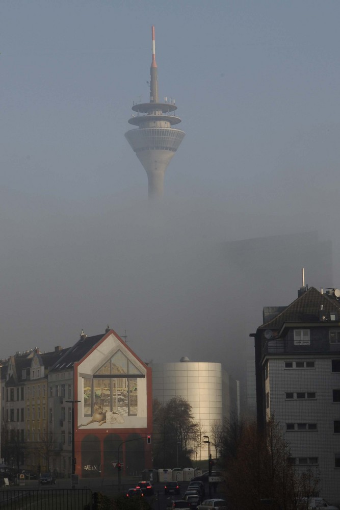 D'dorf im Nebel