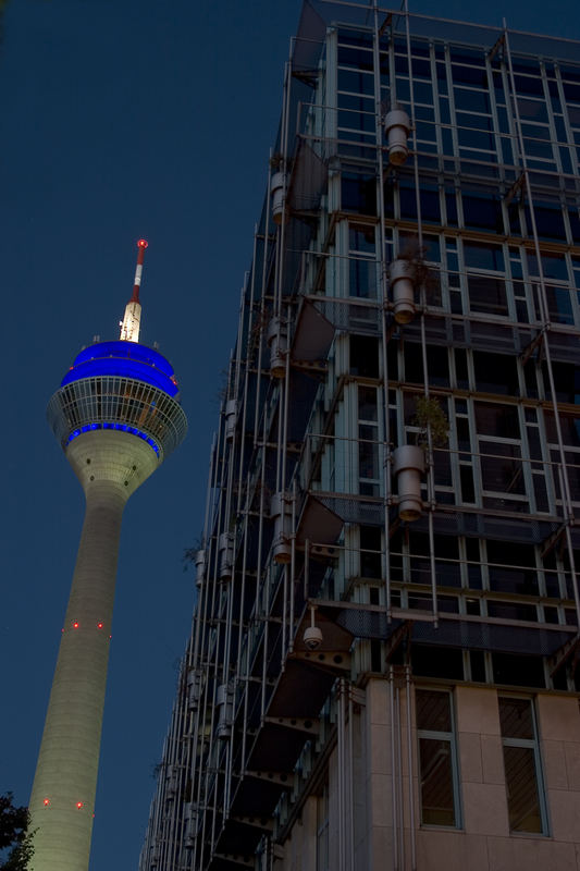 D´dorf TV-Tower by night