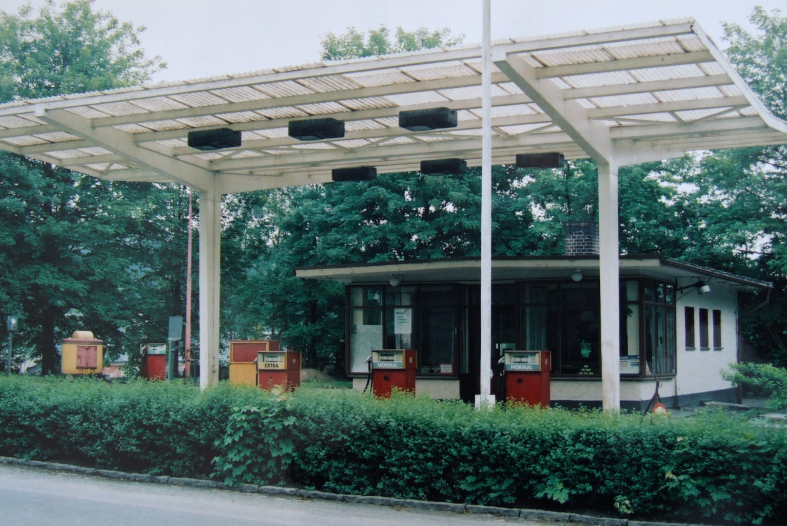 DDR Tankstelle 