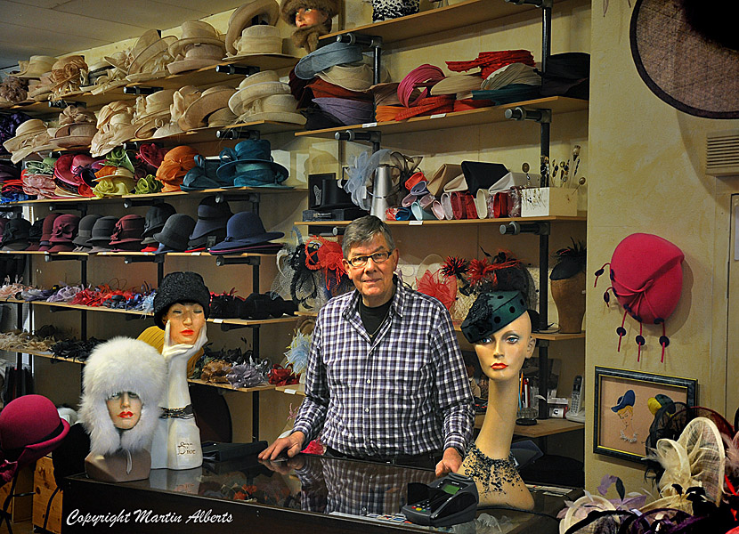 De Hoed van Tijn Milliner's shop Nieuwe Hoogstraat 15 Amsterdam