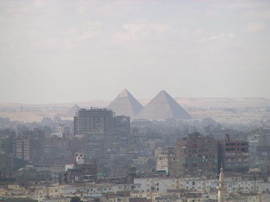 de la citadelle aux pyramides