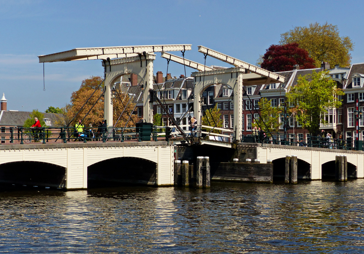 De Magere Brug