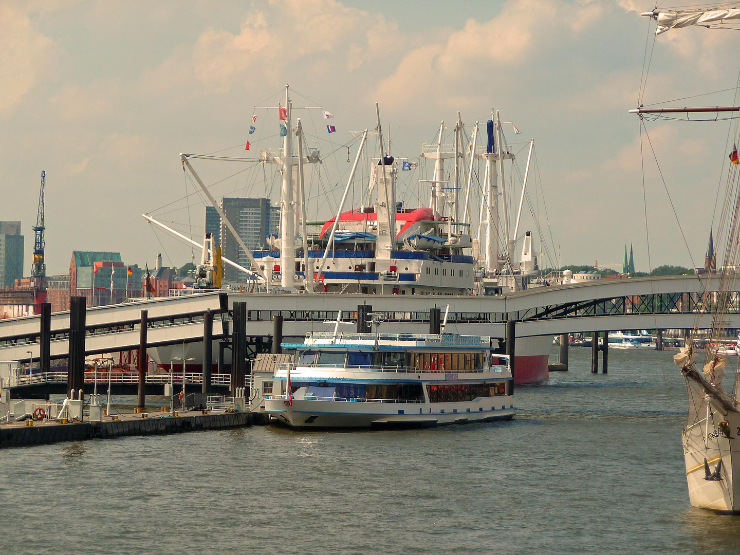 De Masten so scheep as den Schipper sien Been