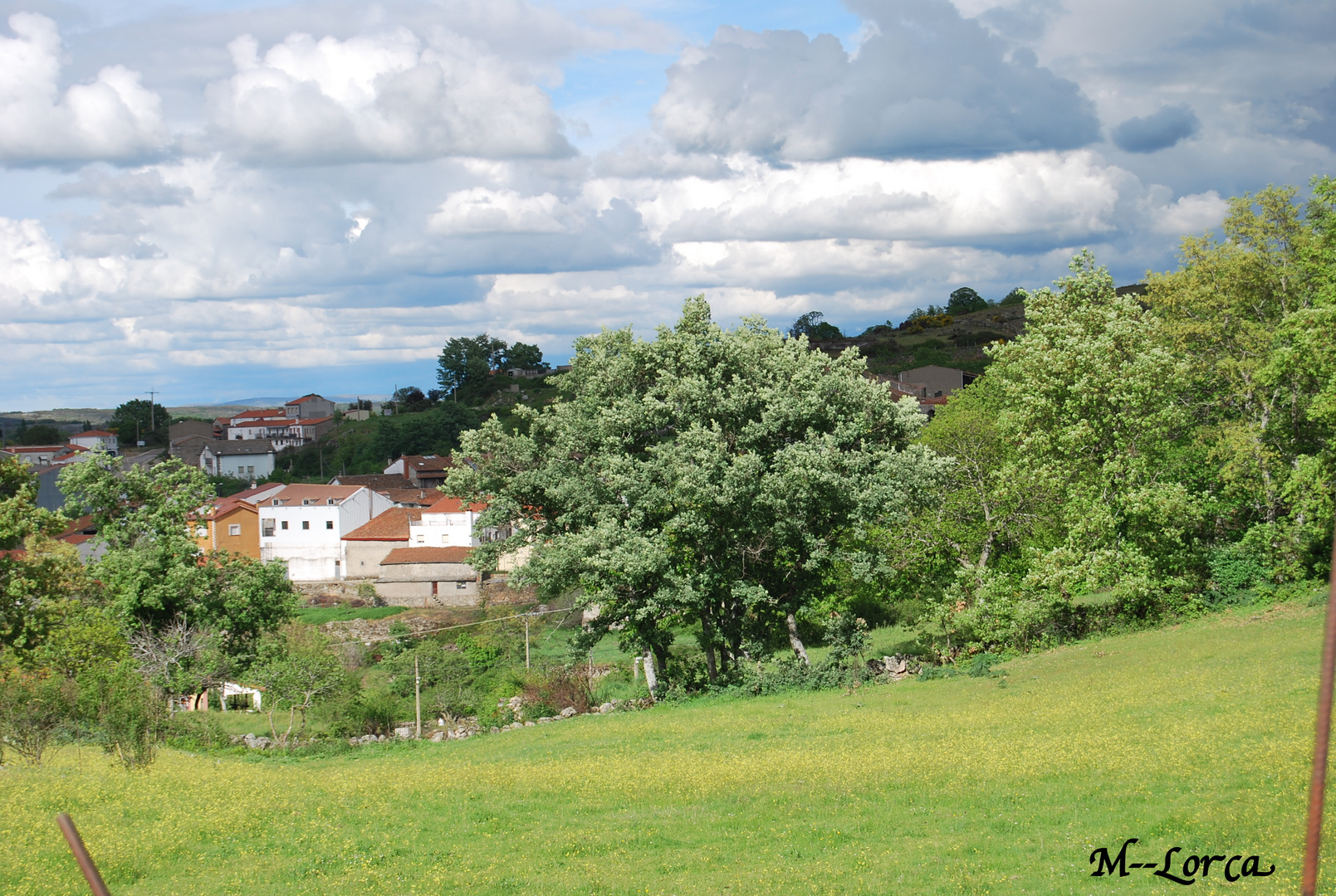 de paseo por el pueblo ( sin retoques)