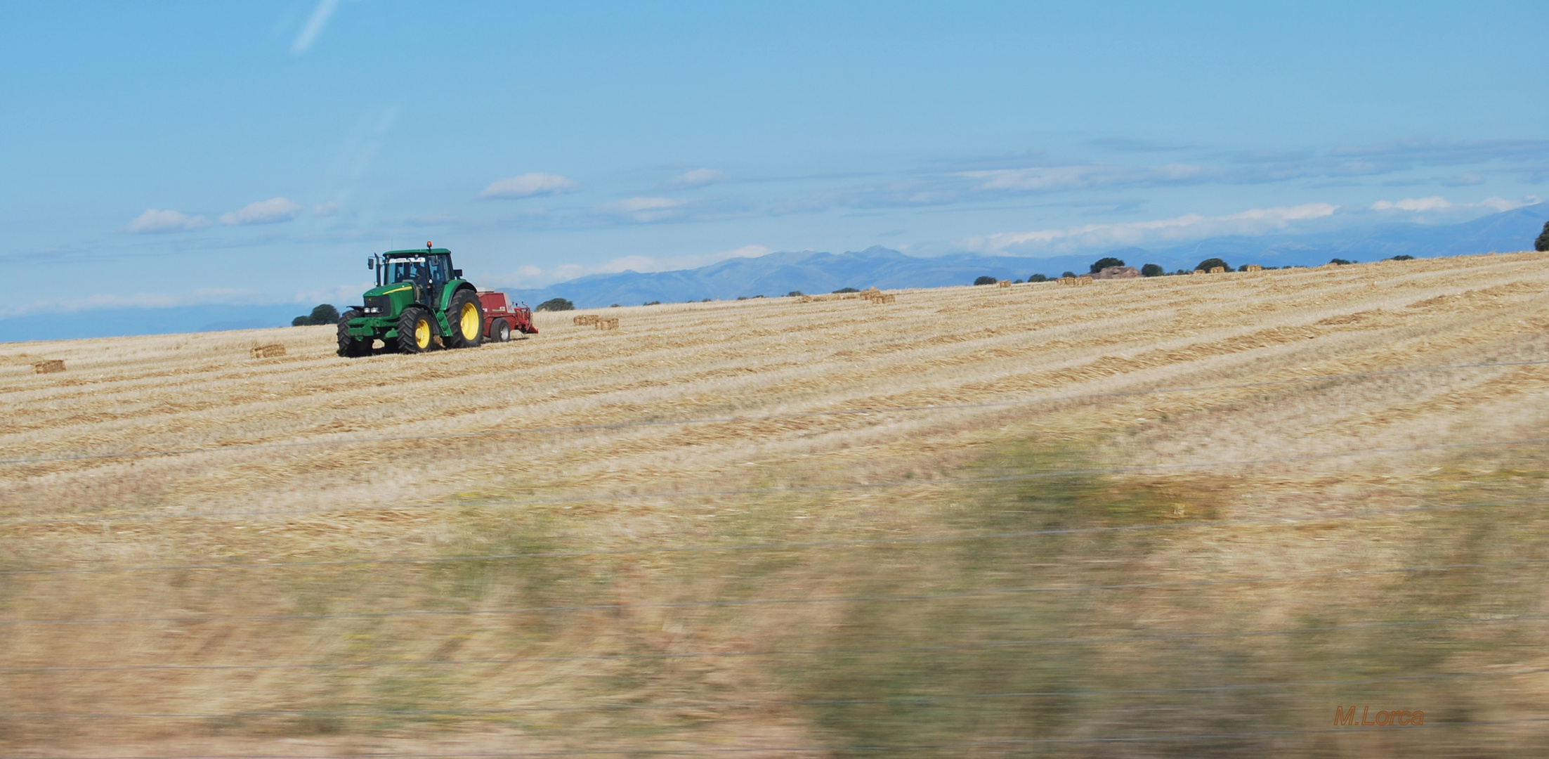 de paso acia salamanca desde el coche en  movimiento agosto