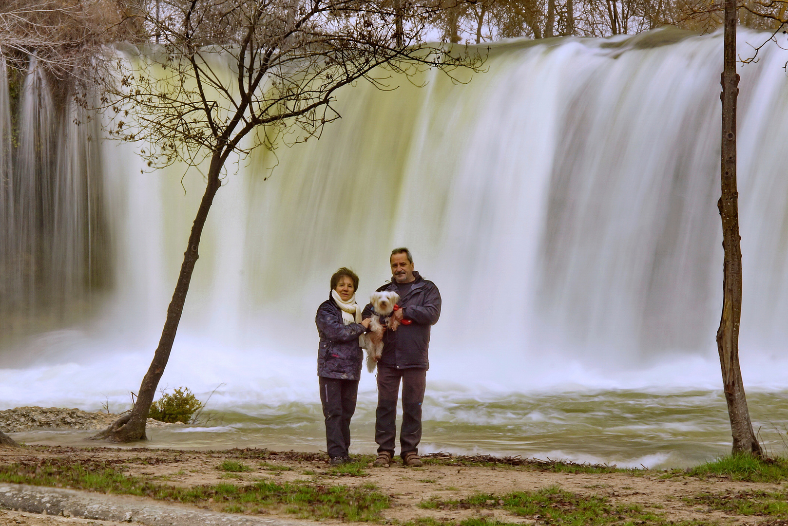 DE RUTA INVERNAL CON NELITA. (Cascada de Pedrosa de Tobalina / BURGOS)