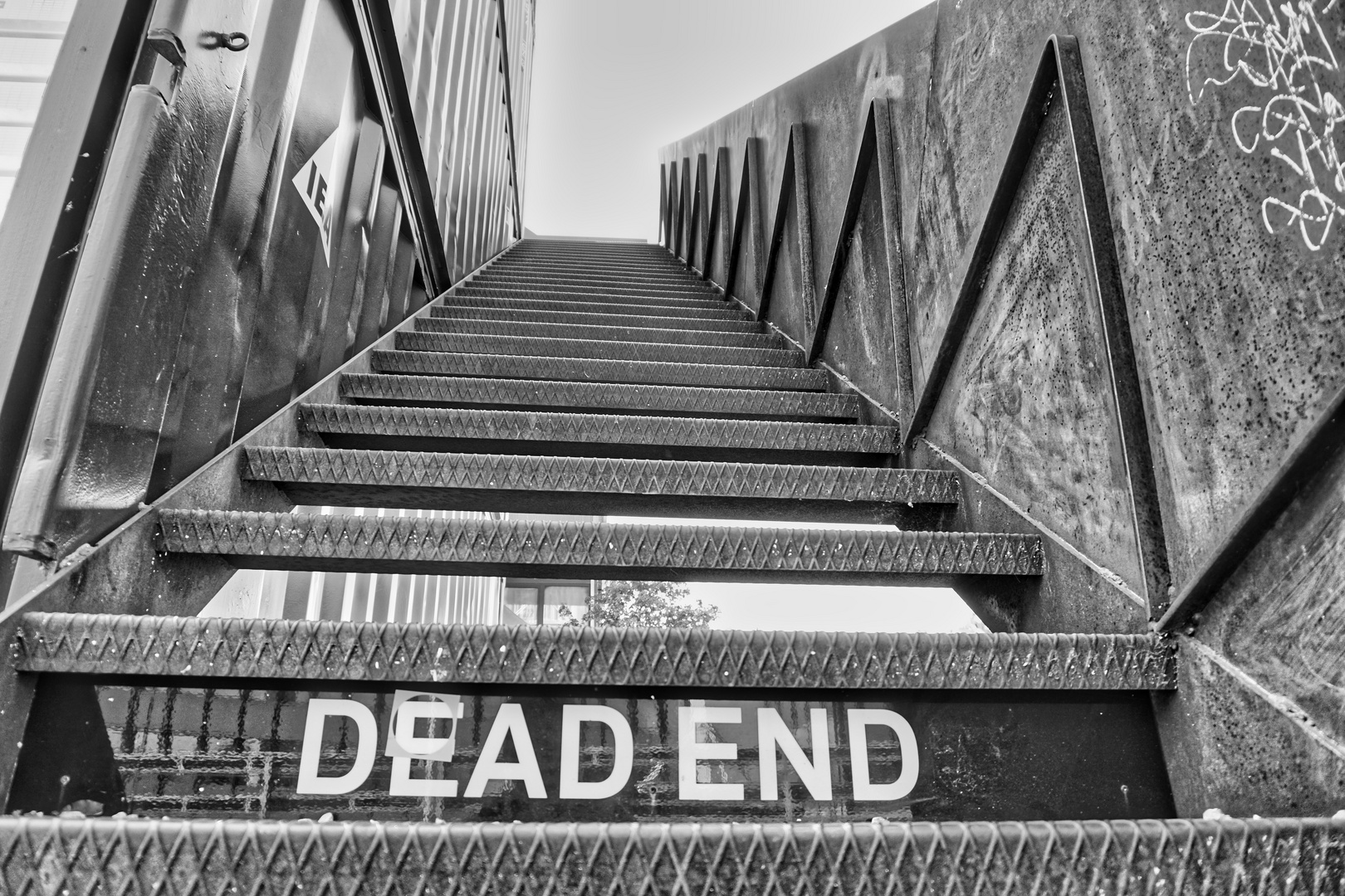 Dead End