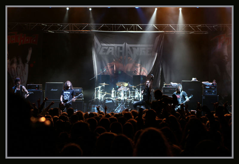 Death Angel komplett + Crowdsurfer