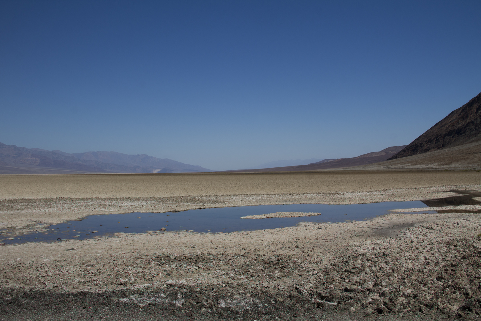 Death Valley: Badwater basin à 85.5m en dessous du niveau de la mer.