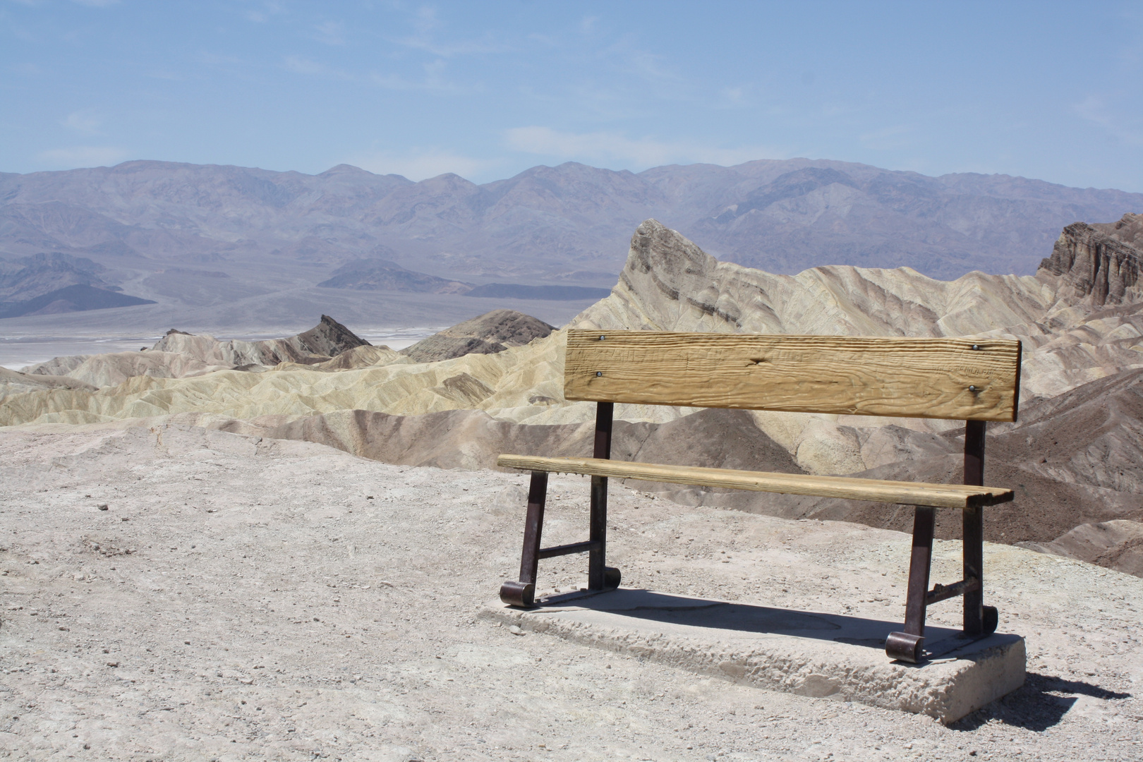 Death Valley ( Zabriskie Point)