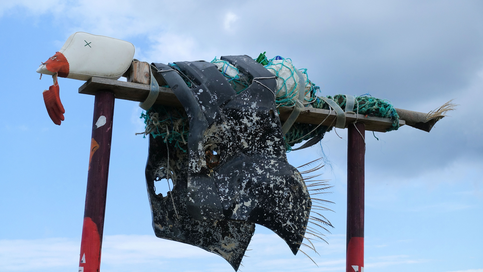 Deathvalley Juist  - Skulptur aus Müll