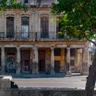 Decadent building in the streets of old Havana