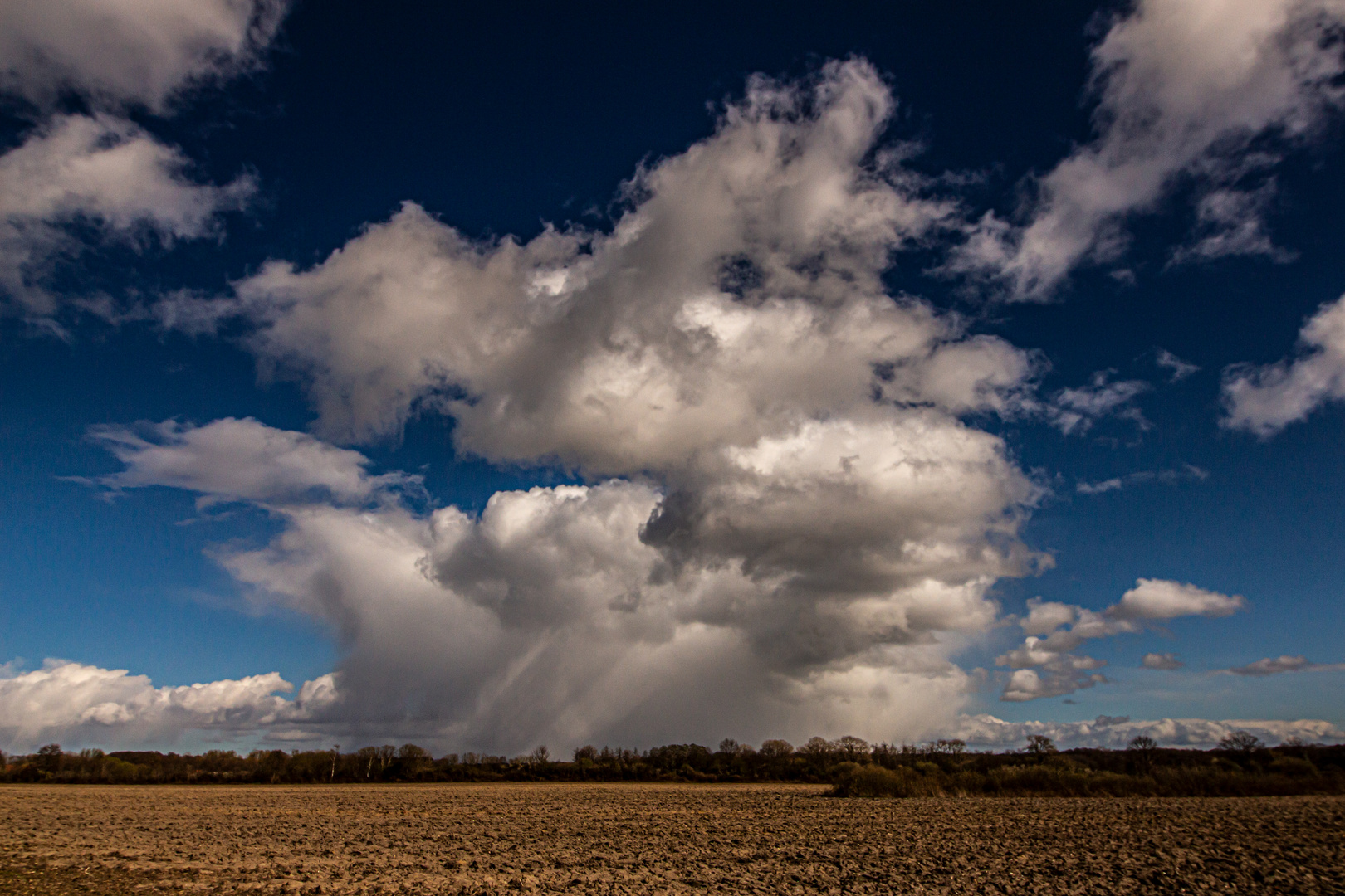 Decaying Stormcloud