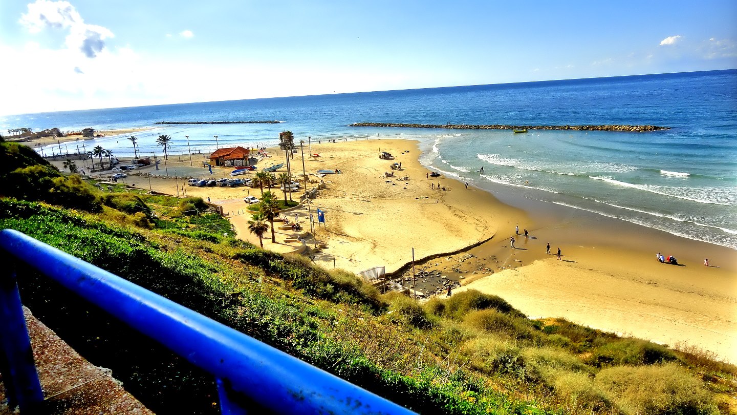 DECEMBER NETANYA BEAch