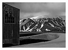 Deception Island ...