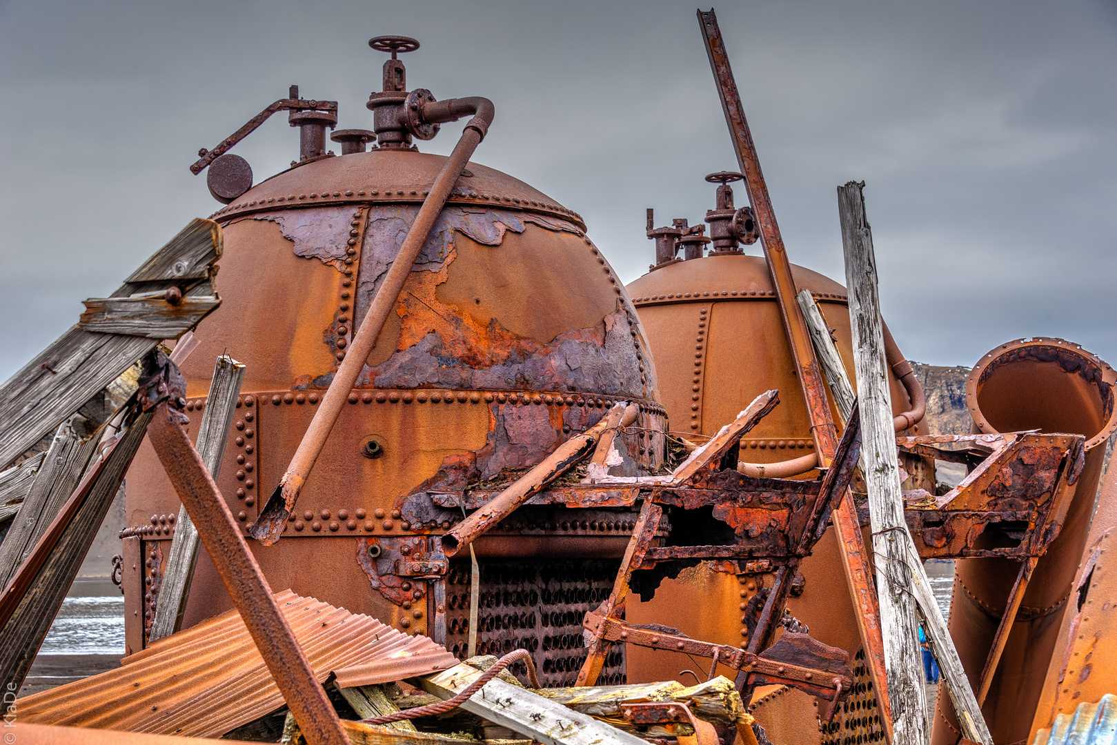 Deception Island - Last Place - Lost Place - Sudkessel