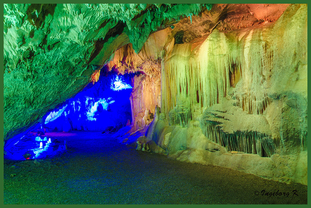 Dechenhöhle - Eingang zu einem zweiten Höhlenteil