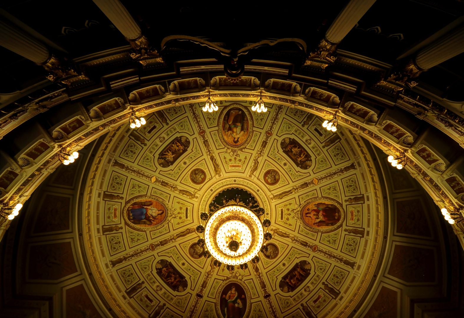 Decke der Semperoper