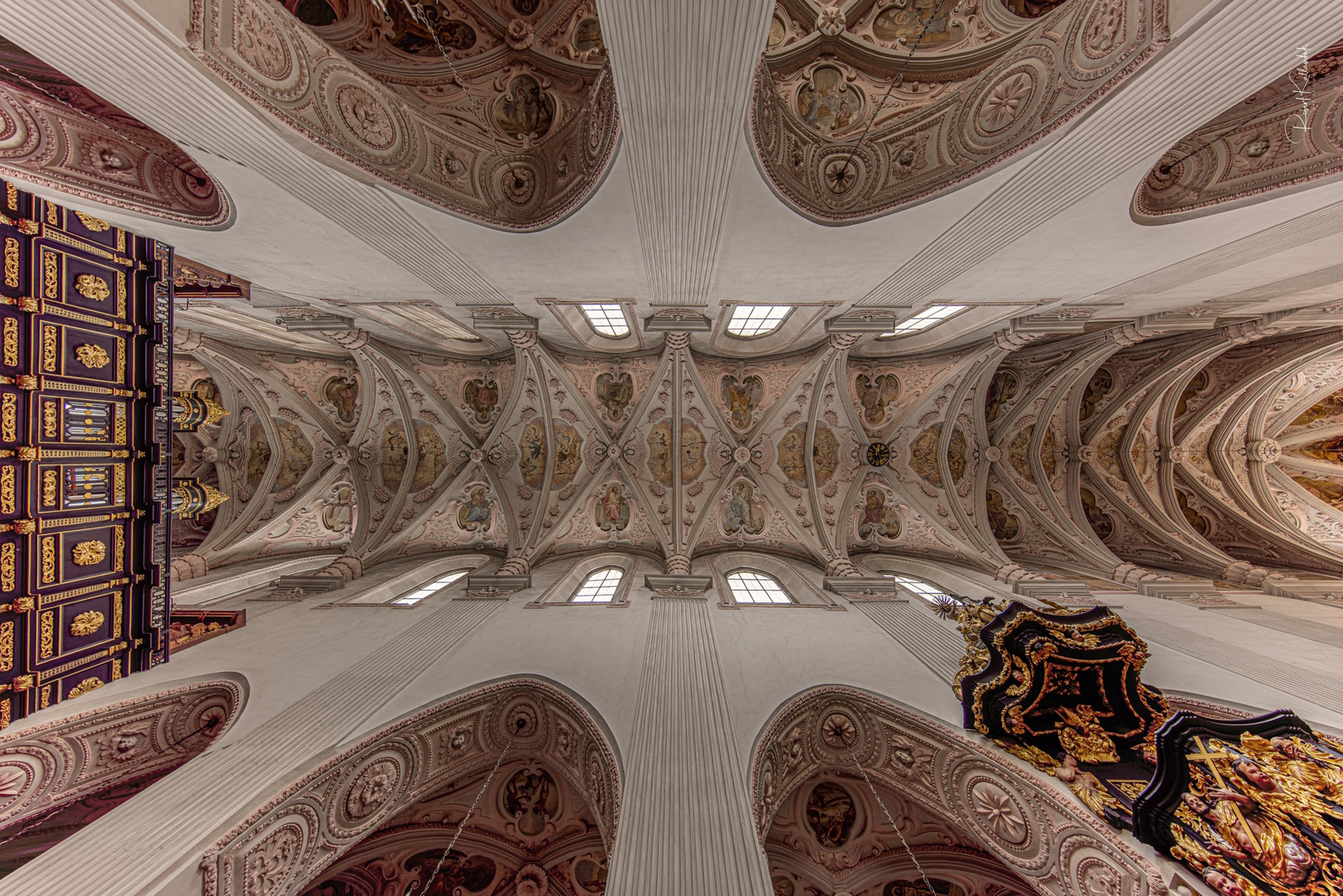 Deckengewölbe in der Stiftskirche Seitenstetten