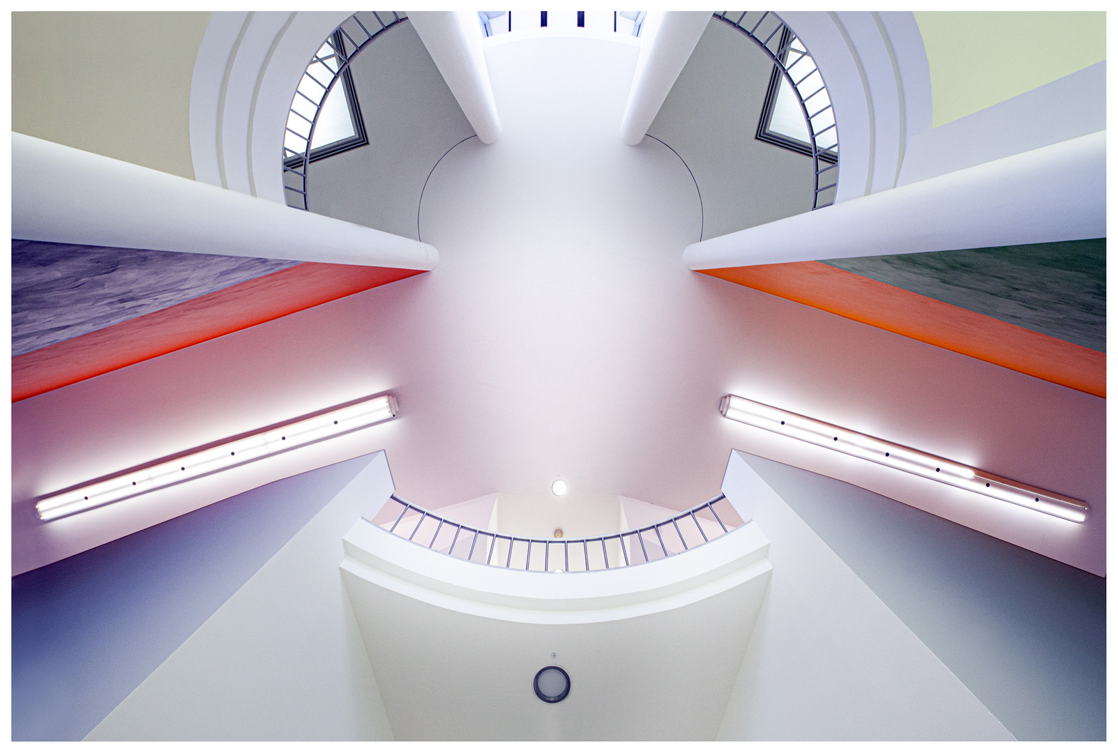 Deckenlicht Foto & Bild | architektur, abstraktes, moderne architektur