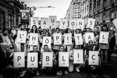 DECLARONS NOTRE AMOUR A L'HOPITAL PUBLIC