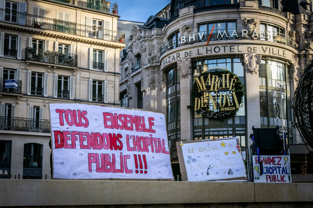 DECLARONS NOTRE AMOUR A L'HOPITAL PUBLIC