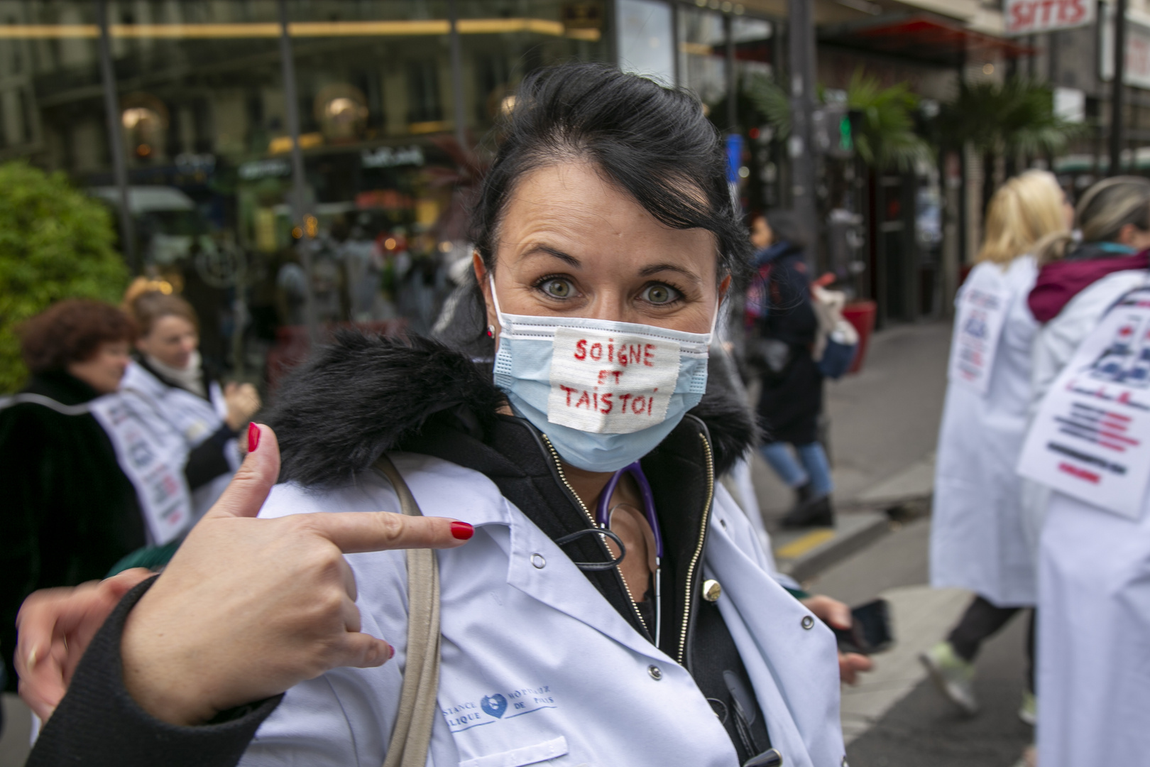 DECLARONS NOTRE AMOUR A L'HOPITAL PUBLIC