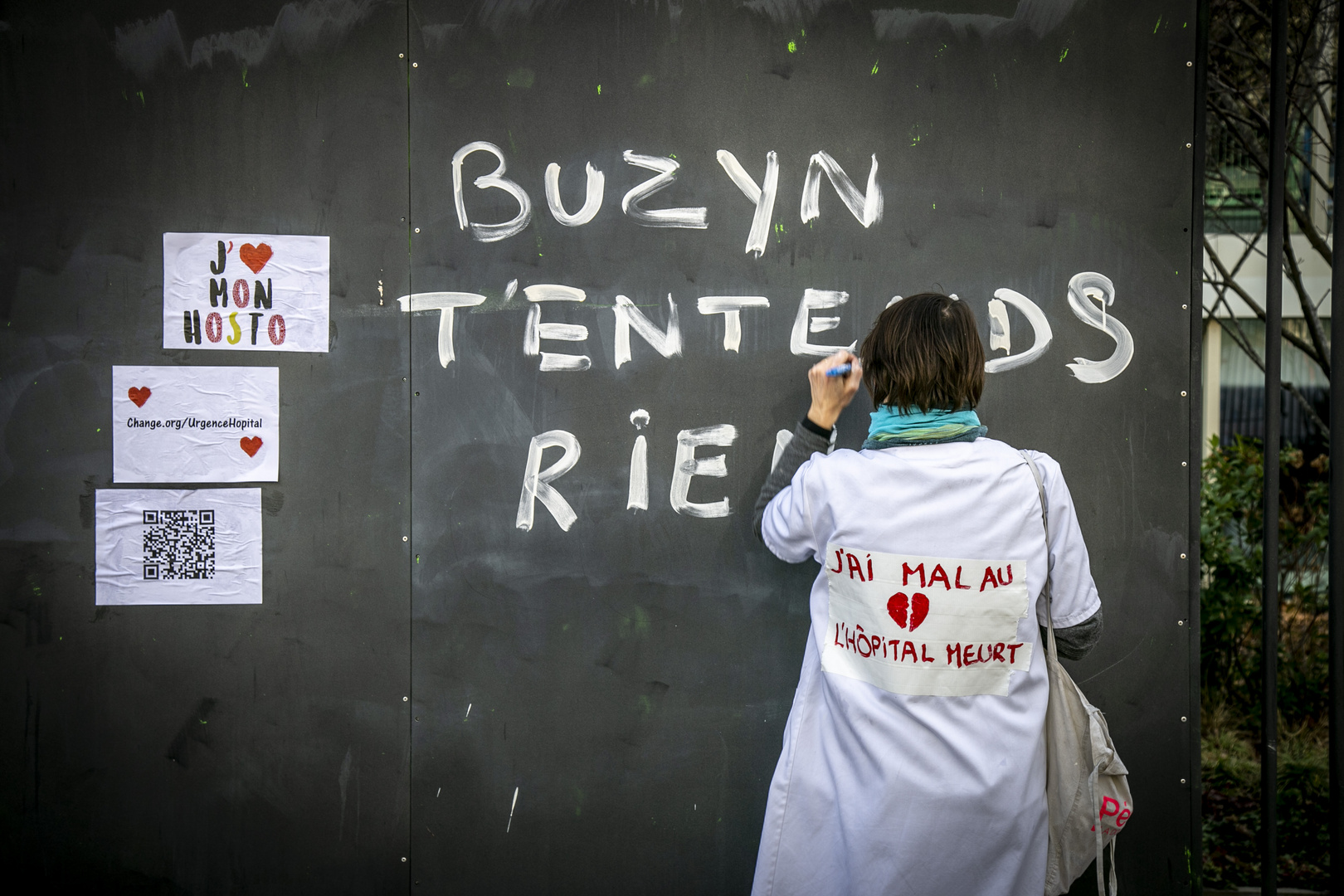 DECLARONS NOTRE AMOUR A L'HOPITAL PUBLIC