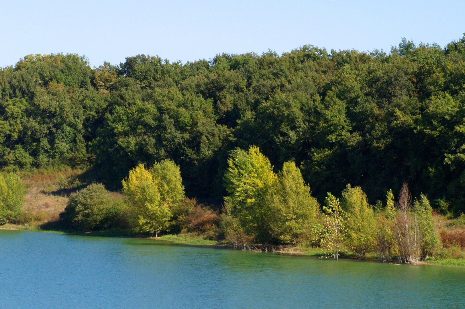 Déclinaison de couleurs en fin d’été - Lac du Bousquetarra (Gers)