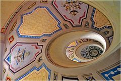 décoration  de l escalier  du "Vignola"