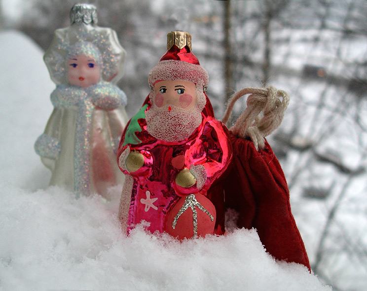 Ded Moroz & Snegurochka. Happy New Year!