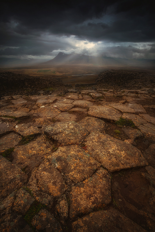 . : deep in iceland : .