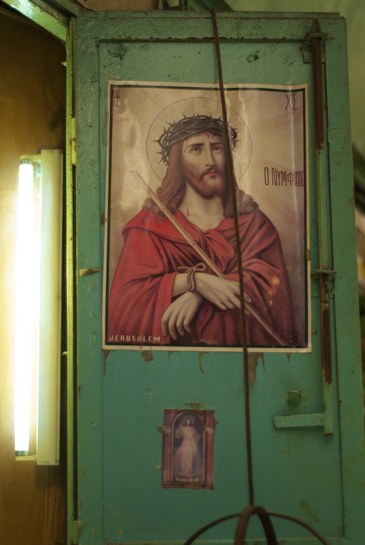 DEEPLY RELIGIOUS, CHRISTIAN QUARTER, JERUSALEM