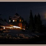 Deer Lodge bei Vollmond