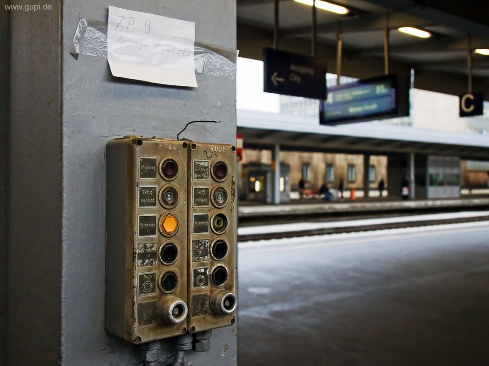 Defekt - Der neue Essener Hbf