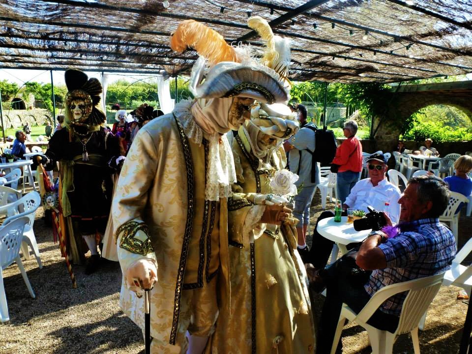 Défilé du Carnaval de Venise à St-Adrien dans l'Hérault