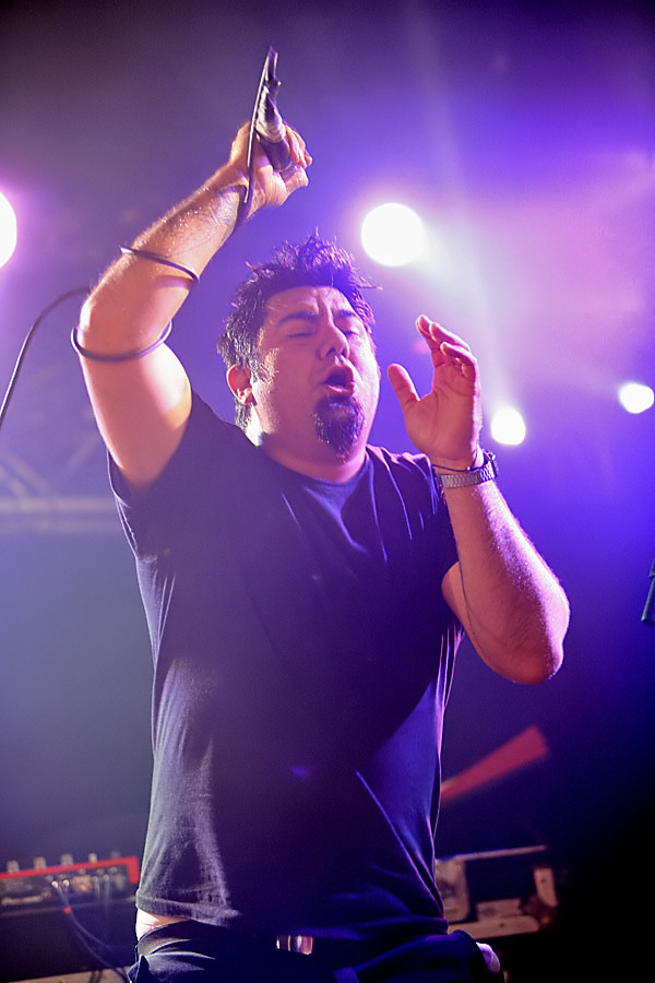 Deftones, Chino Moreno, Leadsänger