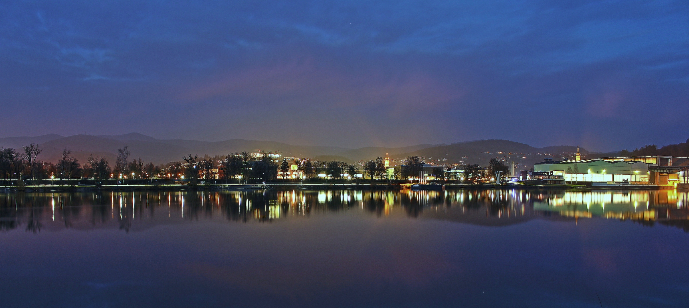 Deggendorf bei Nacht