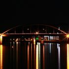 Deggendorfer Donaubrücke bei Nacht