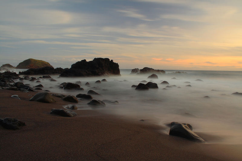 Degredo Strand, vor der Insel von Vila Franca