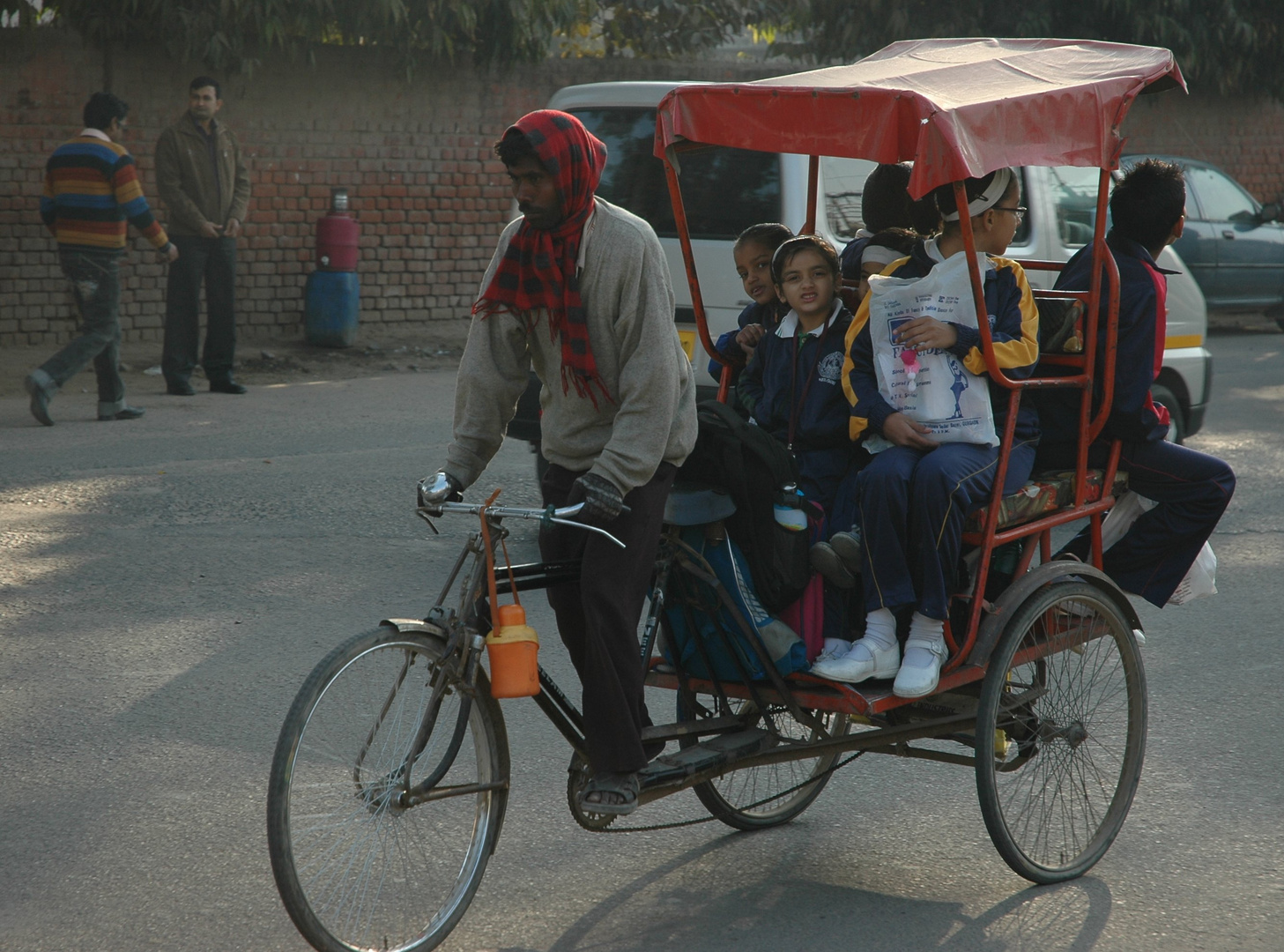 Dehli - school bus (2)