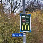 Dei Burger Strasse führt zum "Goldenen Schwalbe" ;-))