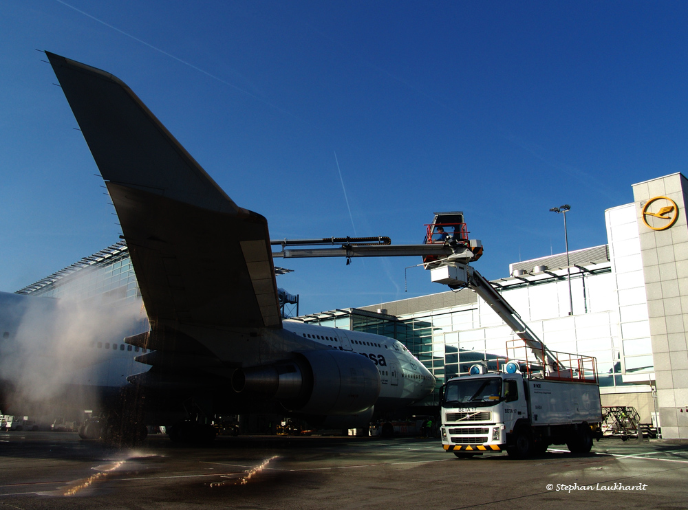 Deicing im Sonnenschein