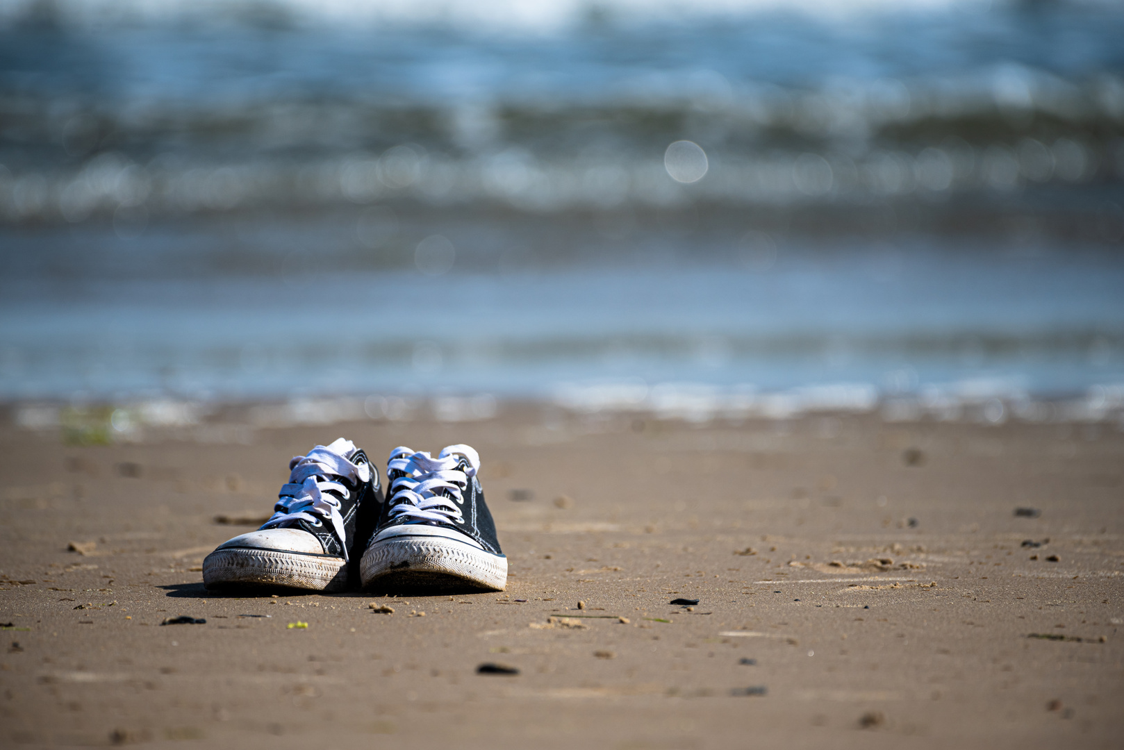 Deine Schuhe im Sand ... 